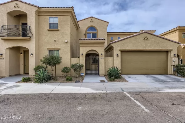 MLS: 6319592 Condo For Sale