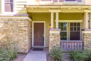 Photo #2: 6319788 Listing