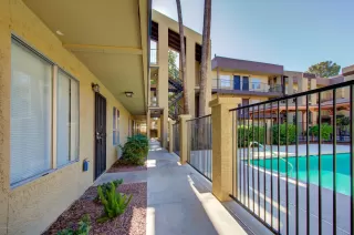 Photo #1: 6319848 Listing 