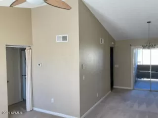 Photo #6: 6319848 Listing 