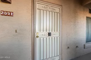 Photo #5: 6319899 Listing