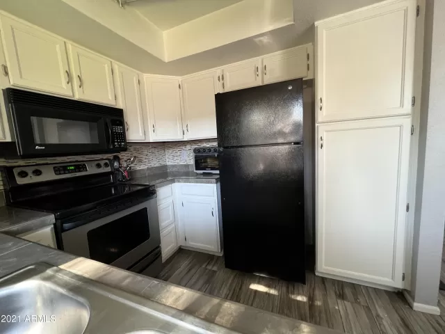 MLS: 6320118 Condo For Sale