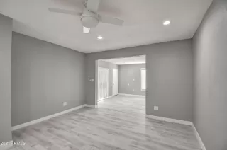 Photo #5: 6320418 Listing