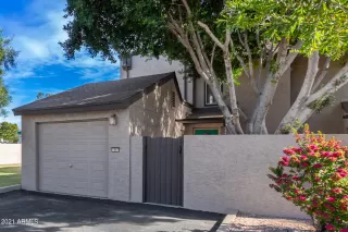 Photo #4: 6320431 Listing