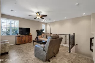 Photo #2: 6320530 Listing