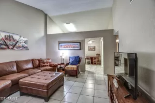 Photo #4: 6320605 Listing