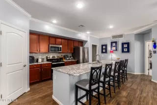 Photo #5: 6320749 Listing