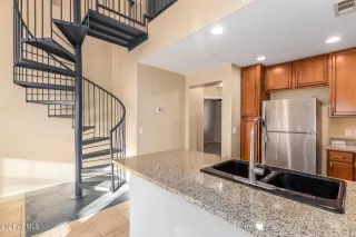 Photo #4: 6320776 Listing