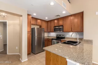 Photo #5: 6320776 Listing