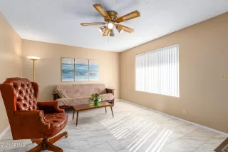 Photo #4: 6320853 Listing