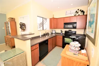 Photo #6: 6321044 Listing