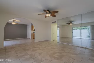 Photo #4: 6321089 Listing