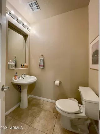 Photo #6: 6321237 Listing