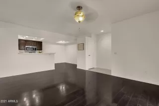 Photo #6: 6321280 Listing