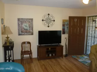 Photo #5: 6321317 Listing