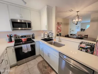 Photo #2: 6321626 Listing 