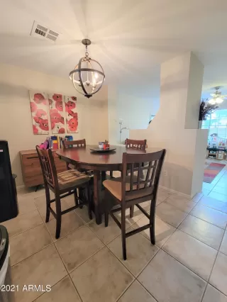 Photo #5: 6321626 Listing 