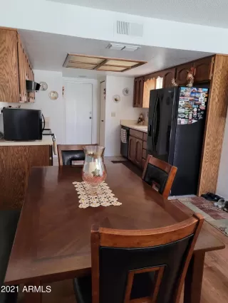 Photo #4: 6321689 Listing