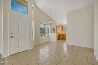 Photo #5: 6322012 Listing