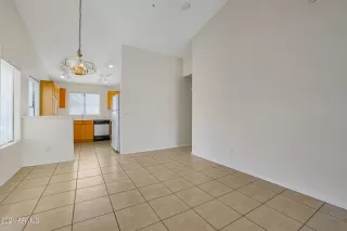 Photo #6: 6322012 Listing