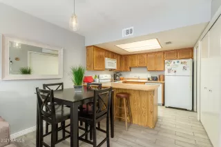 Photo #4: 6322115 Listing