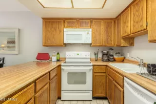 Photo #5: 6322115 Listing