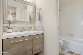 Photo #6: 6322492 Listing 