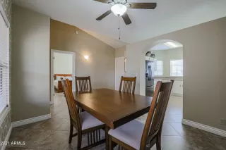 Photo #6: 6322720 Listing