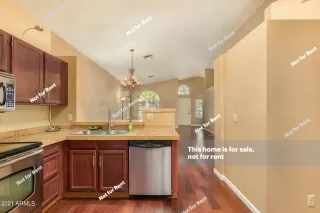 Photo #6: 6322763 Listing