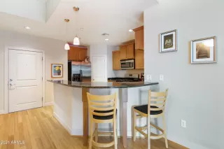 Photo #3: 6322965 Listing