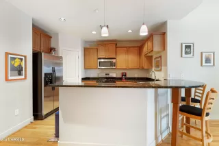 Photo #4: 6322965 Listing