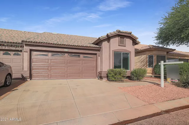 MLS: 6323113 Condo For Sale