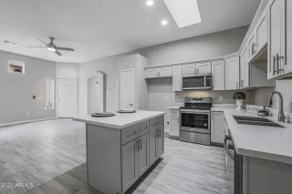 Photo #3: 6323113 Listing 