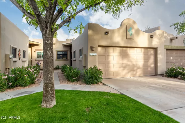 MLS: 6323885 Condo For Sale