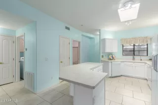 Photo #2: 6323885 Listing 