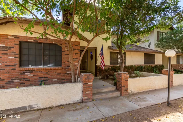 MLS: 6323929 Condo For Sale