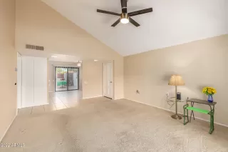 Photo #5: 6324301 Listing