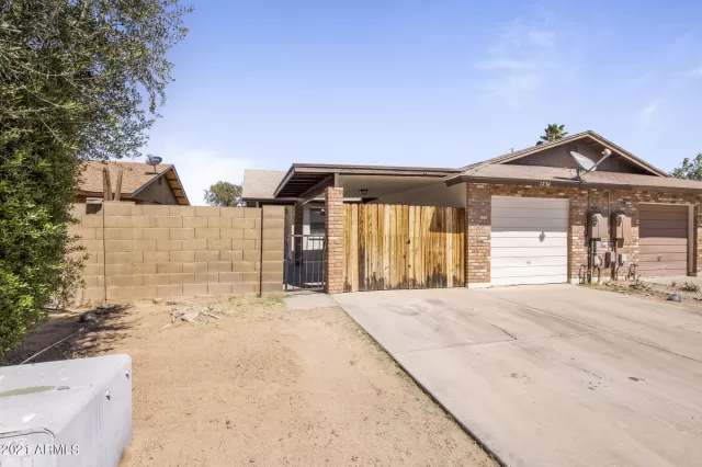 MLS: 6324708 Condo For Sale