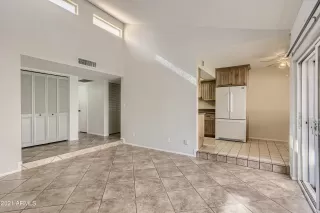 Photo #5: 6324811 Listing