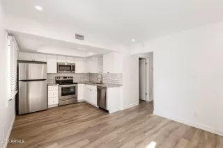 Photo #6: 6324910 Listing 