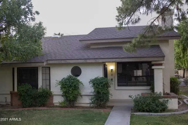 MLS: 6325290 Condo For Sale