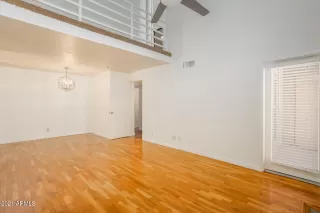 Photo #3: 6325446 Listing