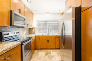 Photo #4: 6325446 Listing