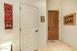 Photo #5: 6325584 Listing