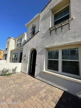 Photo #1: 6325662 Listing 