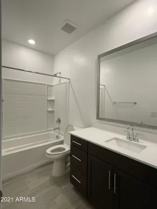 Photo #6: 6325662 Listing 