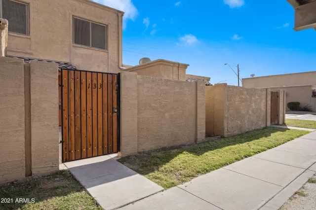 MLS: 6325783 Condo For Sale