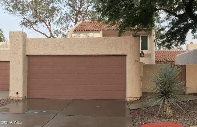 MLS: 6325989 Condo For Sale