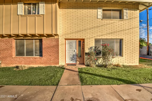 MLS: 6325994 Condo For Sale