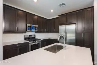 Photo #5: 6326340 Listing 